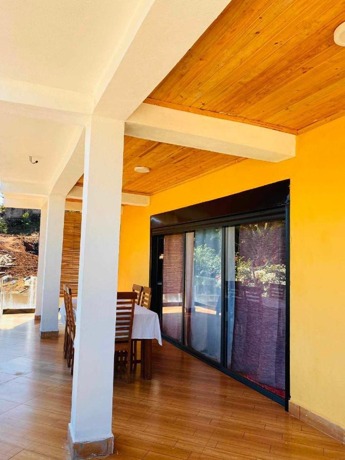 Villa Myakatra Hell-Ville Extérieur photo